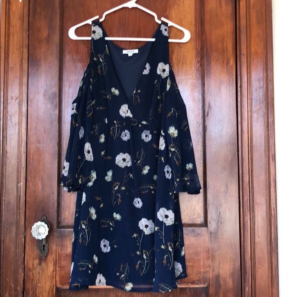 Fun & flirty BB Dakota spring/summer dress!